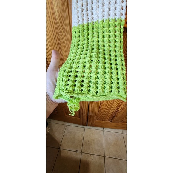 Knit crop sweater size large - Picture 4 of 10